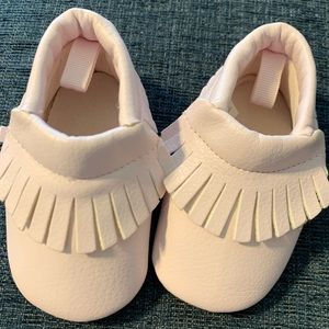 Light Pink Trimfoot Baby Moccasins size 2